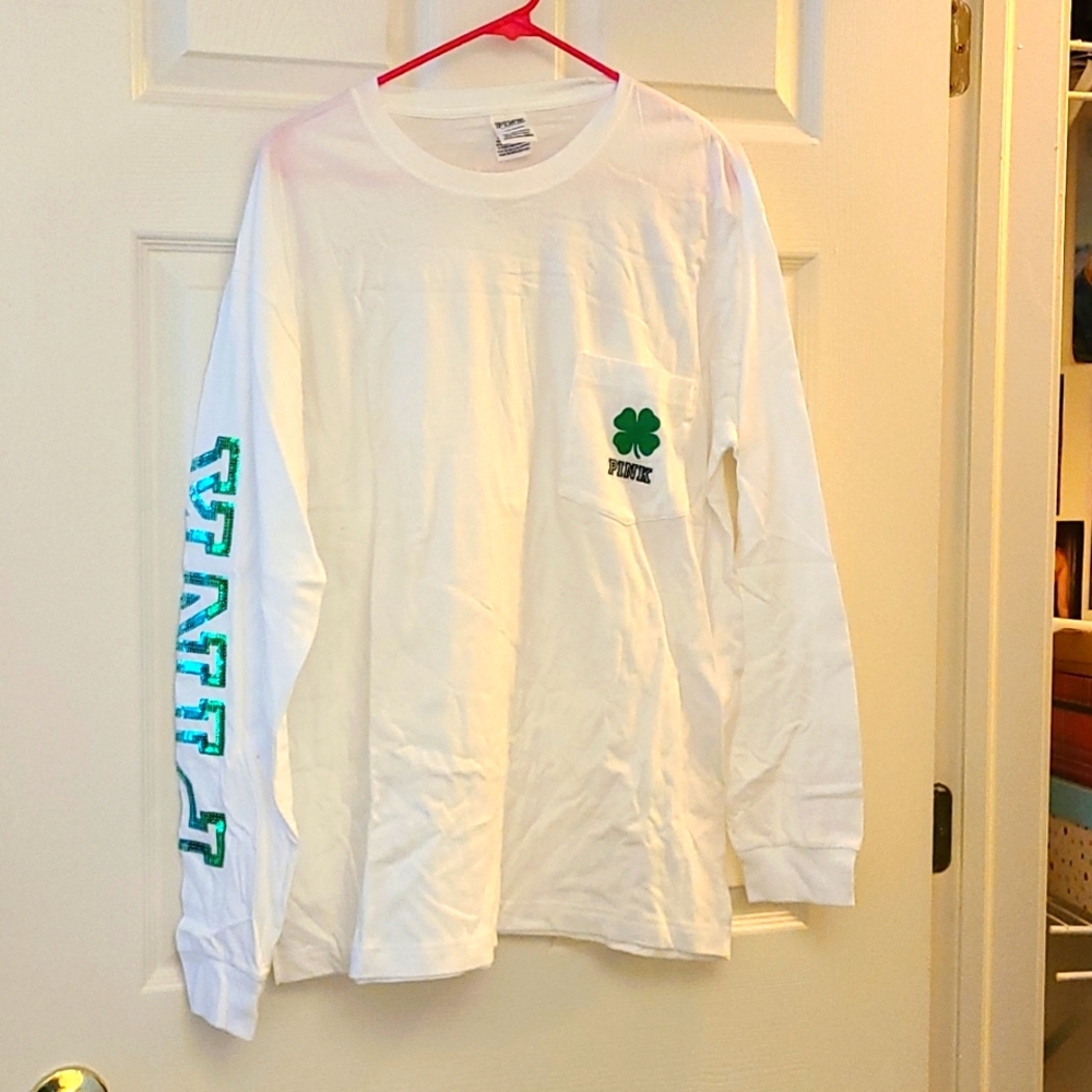 RARE Victoria's Secret Pink st. Patty's day shirt!!!!! Size L!